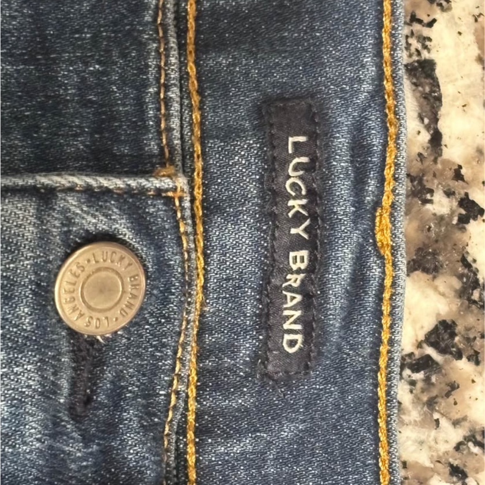 Lucky Brand Dark Blue Denim Jeans